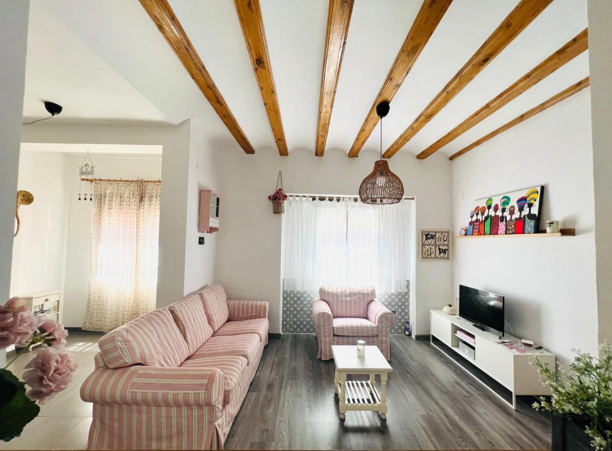 Villabett Caudiel Esta De Moda Экстерьер фото